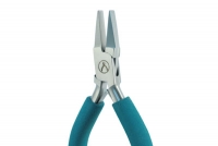 Classic Wubbers--Wide Flat Nose Pliers